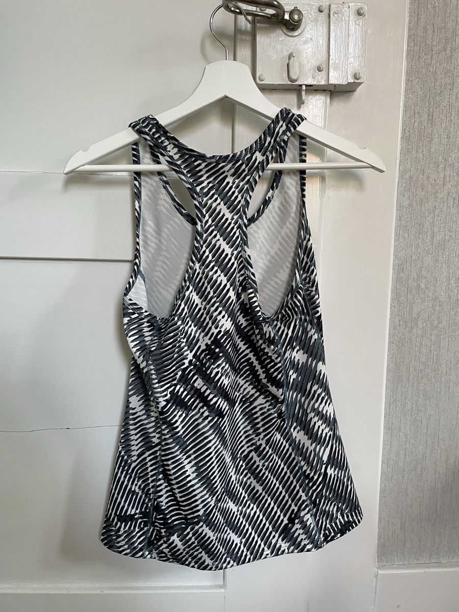 H&M Top: Sporttop H&M Gr. S – Usato da Bern venduto da anoouukk 1