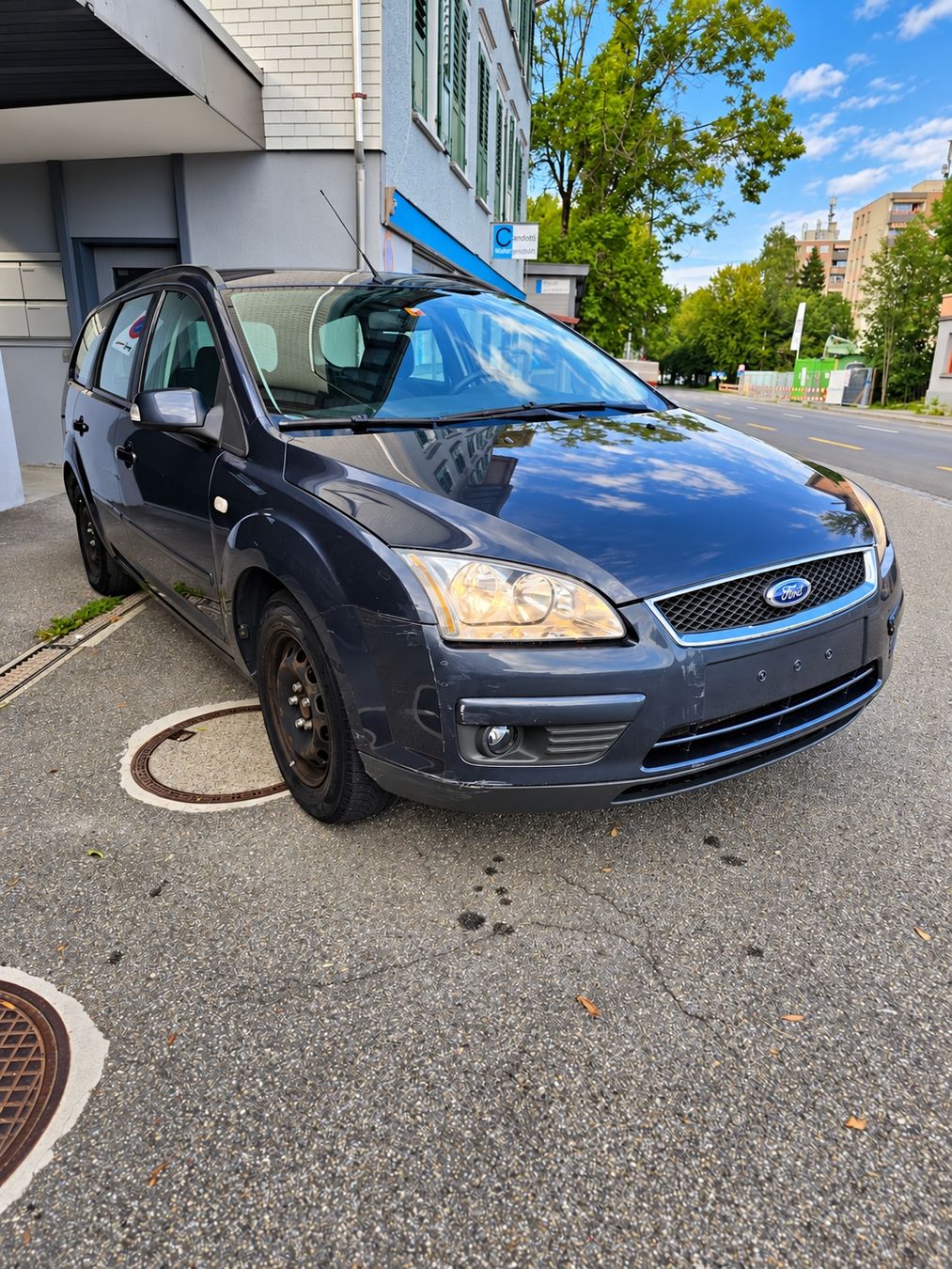 Ford Automobili: Ford Focus 1.8i mit Gas – Usato da St. Gallen venduto da Mladjaa21 3