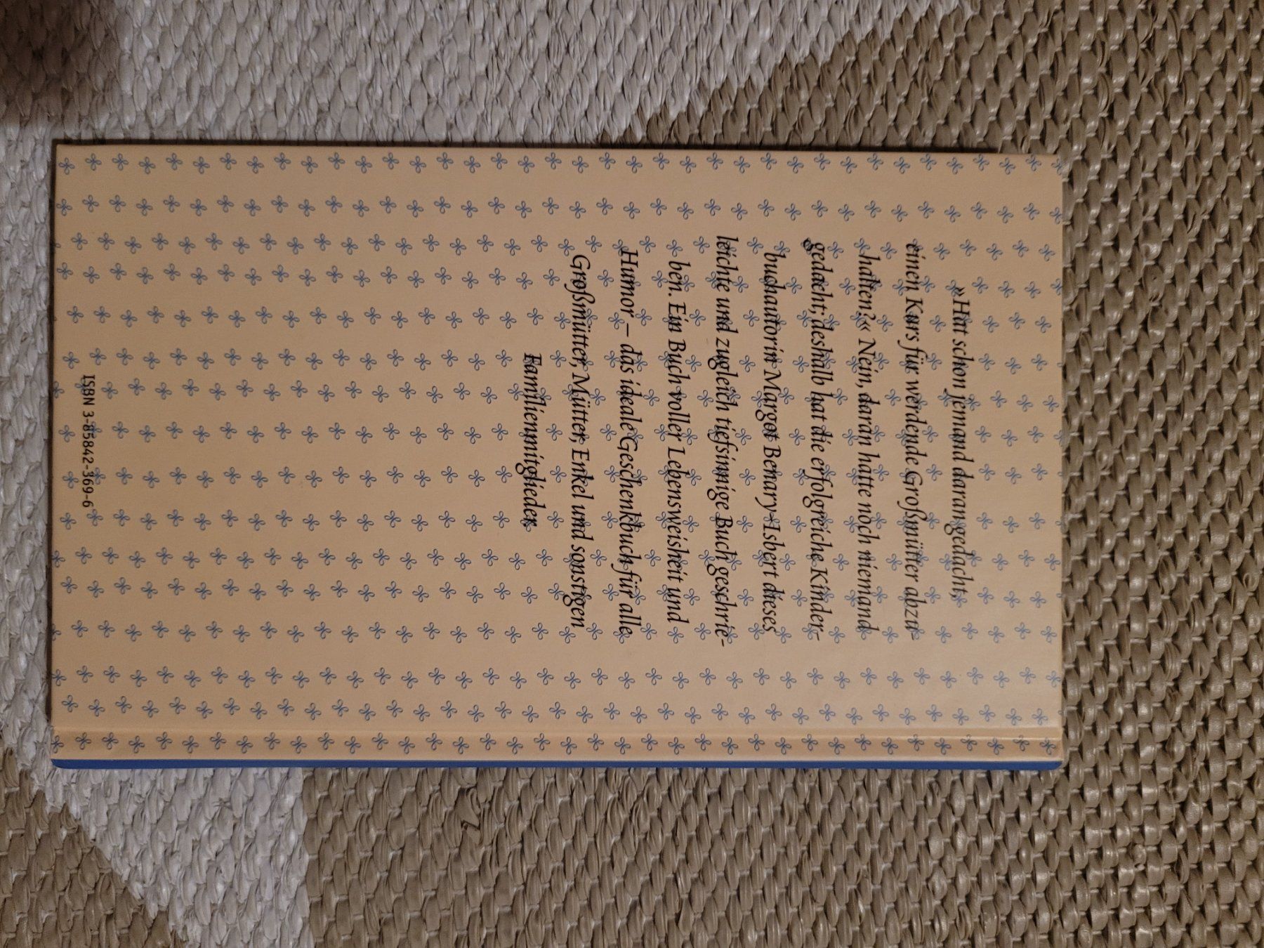 Bücher: Die Grossmutter und ihr erster Enkel – Gebraucht aus Perlen von Safari_23 1