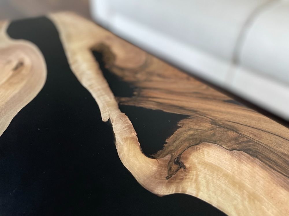 Mit Gießharz Gegossene Epoxid-Tischplatten - Kundenprojekte