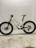 Bold Unplugged 2025 Garantie SRAM ASX Gr. L Swiss MTB