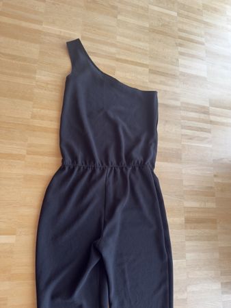 Schwarzer Einteiler/Jumpsuit Clockhouse Gr. 42
