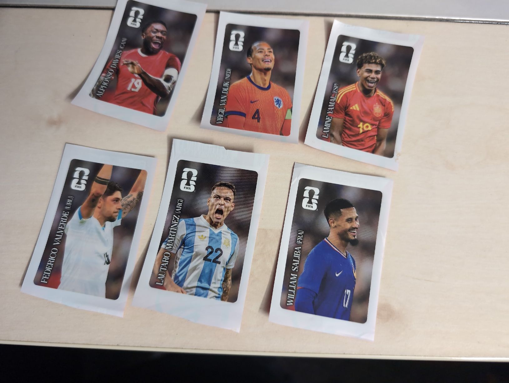 Panini Sammelbilder & Trading cards: 6 Panini Coca Cola Extra Sticker – Neu und originalverpackt aus Hofstetten SO von Xaver23