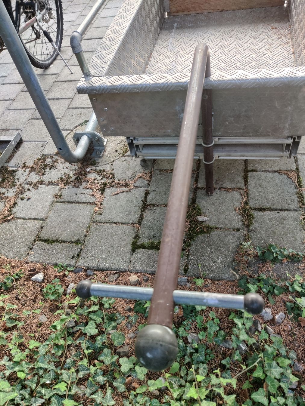 Rimorchi: Velo/Töfflianhänger – Usato da Oberwil b. Zug venduto da kai_k5fx 2