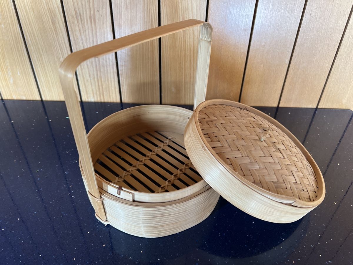 Bambus Dampfgarer/Steamer fr die asiatische Kche  (Gebraucht) in Basel  fr CHF 2  mit Lieferung auf Ricardo kaufen