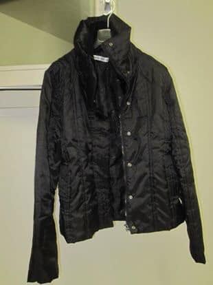 Giacche: Jacke Gr.M schwarz – Usato da Bolligen venduto da Mitica