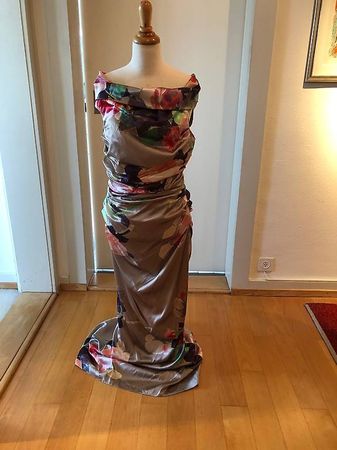 NEU! Cocktailkleid Talbot Runhof, Grösse 42