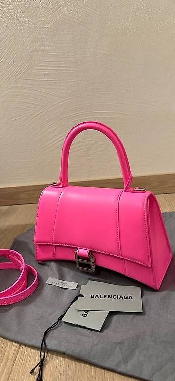 Balenciaga Borse da donna: Sac Balenciaga Hourglass S – Nuovo (secondo la descrizione) da Crissier venduto da don_2hmf 1