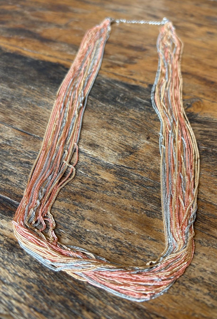 Catenine: Collier 1000 fils – Nuovo e nell'imballaggio originale da Locarno venduto da DBSiesta