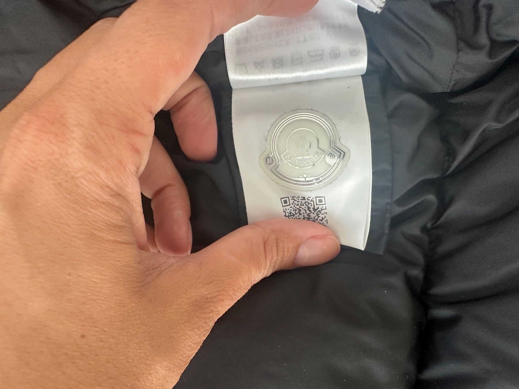 Moncler Giacche: Moncler Daunenjacke schwarz – Usato da Winkel venduto da Stankocuk 3