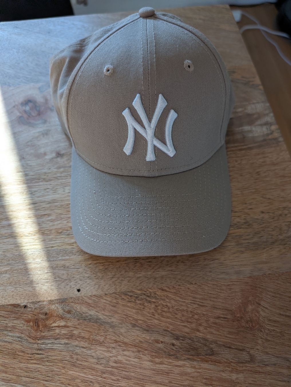 Altro in  Abbigliamento & Accessori: New Era 9FORTY Cap beige One Size – Nuovo (secondo la descrizione) da Niederdorf venduto da Azariel 1