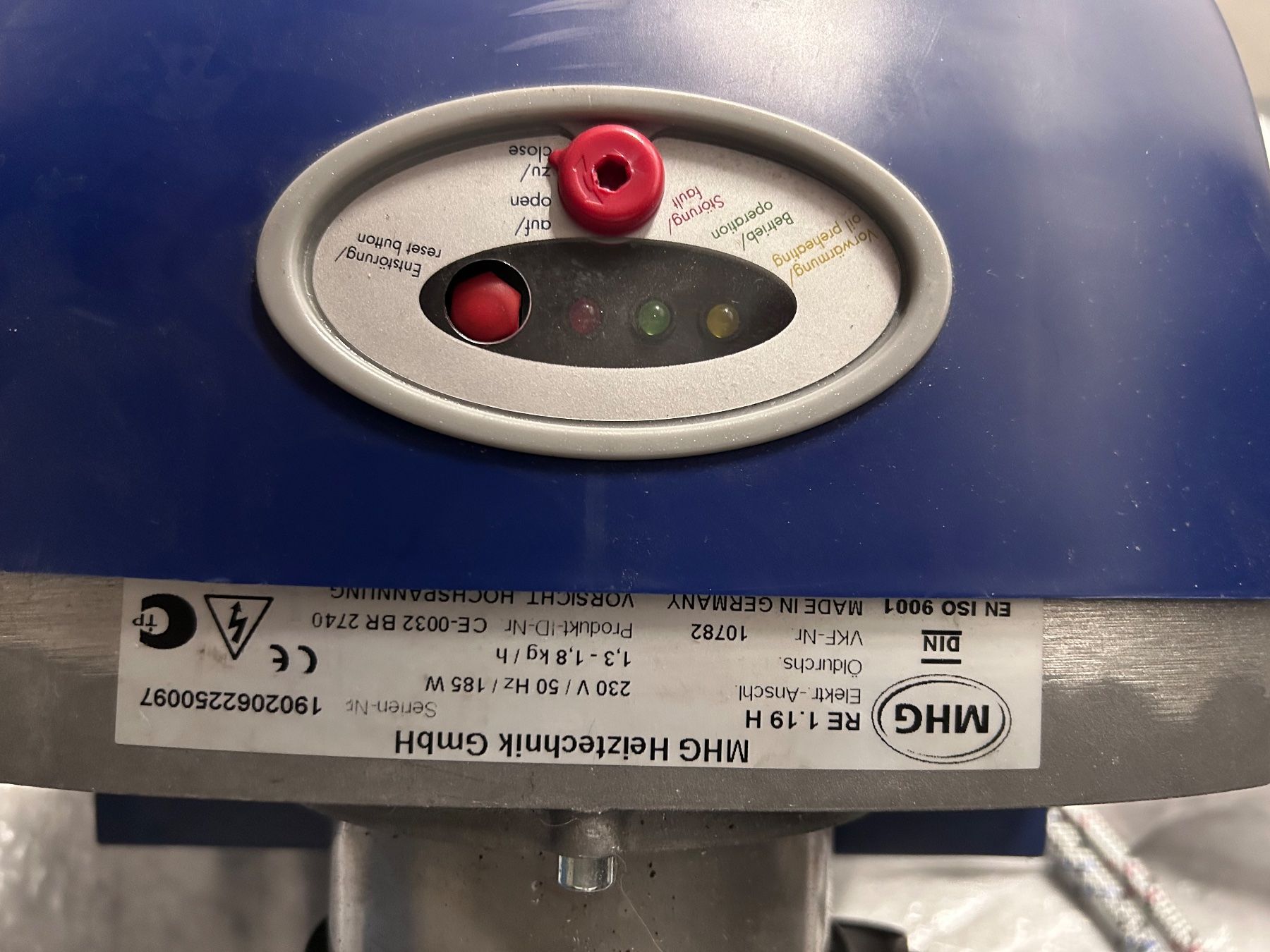 MHG Radiatori: Raketenbrenner MHG Heiztechnik – Usato da Hofstetten SO venduto da Anna_Baenziger 2