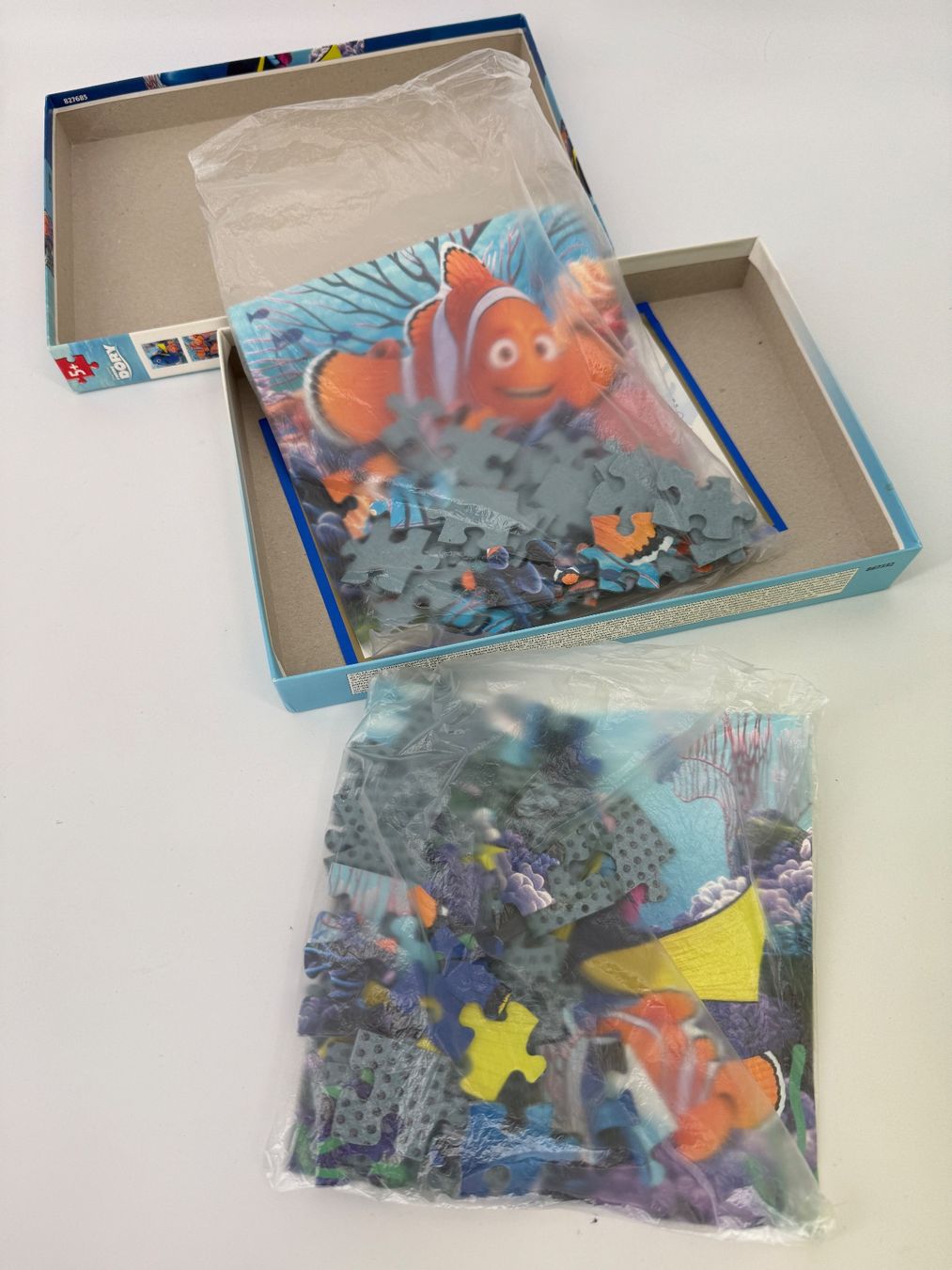 Ravensburger Puzzles: Ravensburger Puzzle: Findet Dory, 2x49 Teile ab 5+ – D'occasion à Auenstein par moin. 2