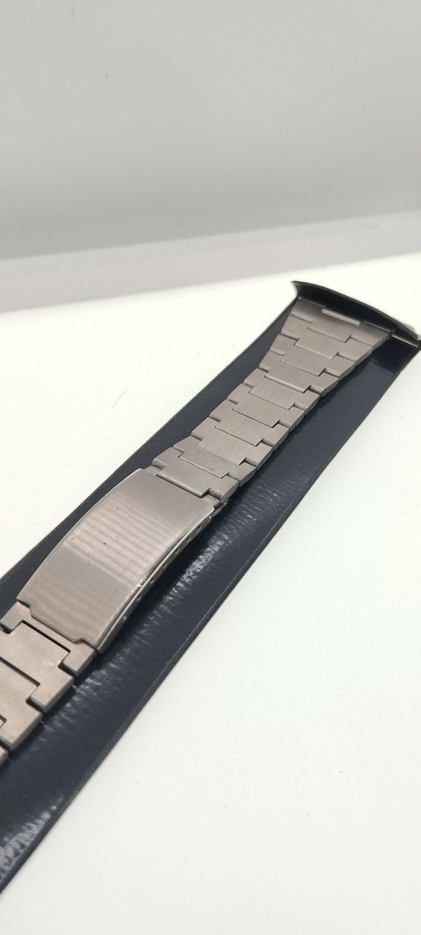 Uhren: Bracelet montre vintage – Gebraucht aus La Chaux-de-Fonds von jac_9llg