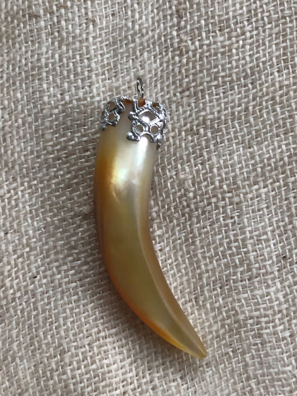 Ciondoli: 1 x Anhänger Schmuck Horn oder Perlmutt hell + dunkel Kette – Usato da Wald ZH venduto da rotschmuddl 2