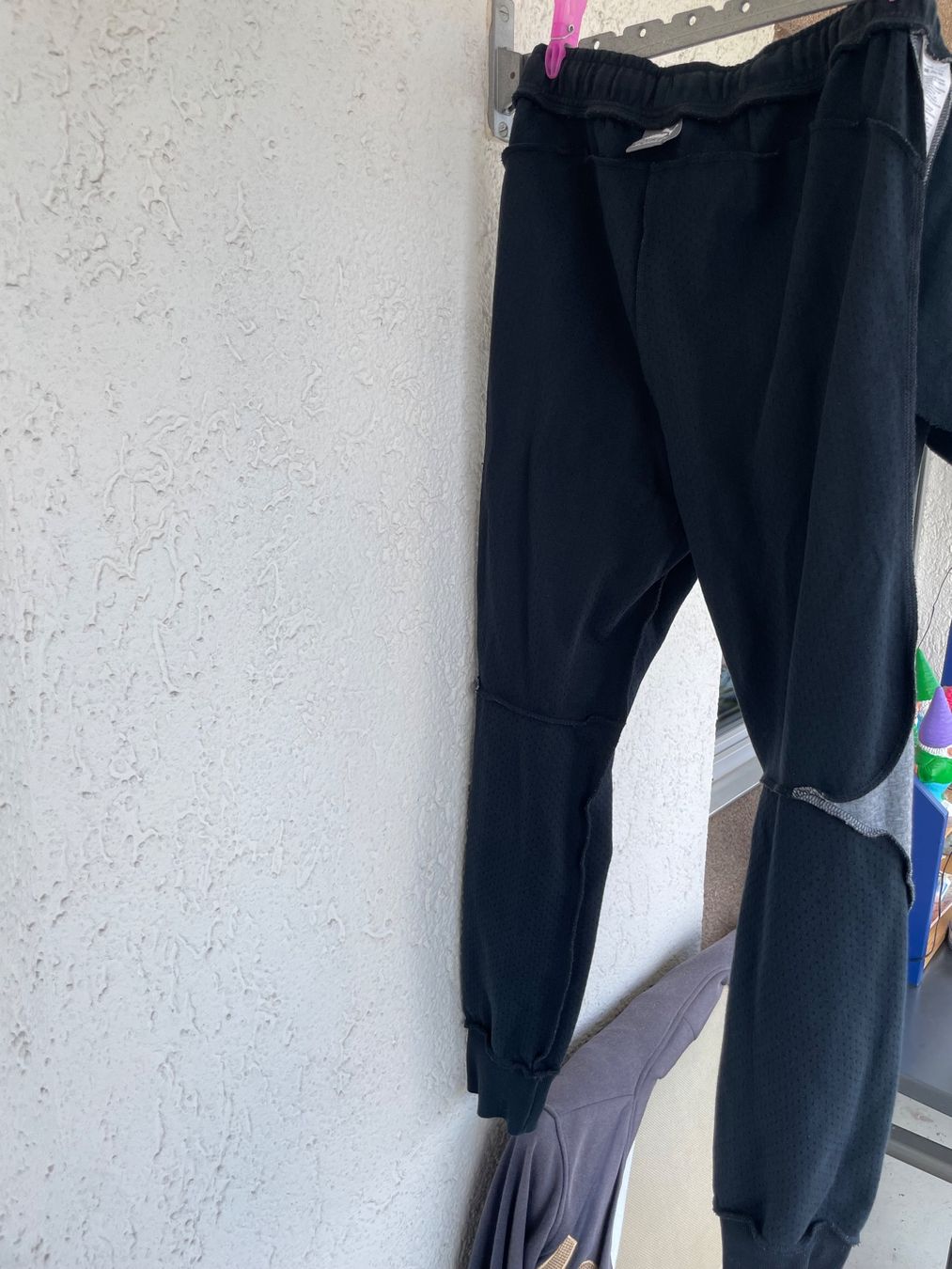 Puma Pantaloni: Puma Trainerhose Dunkelblau / Grau Gr. M – Usato da Niederwangen BE venduto da m_s13 6