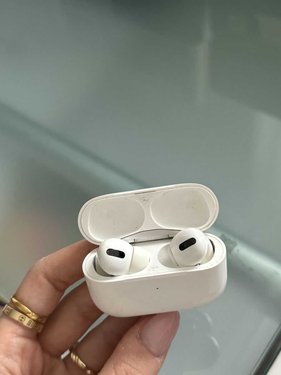 Apple Kopfhörer: Apple Airpods Pro – Gebraucht aus Dietlikon von lizz.yy 1