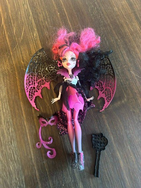 Poupées: Monster High Puppe – D'occasion à Schaan par gsxr2005