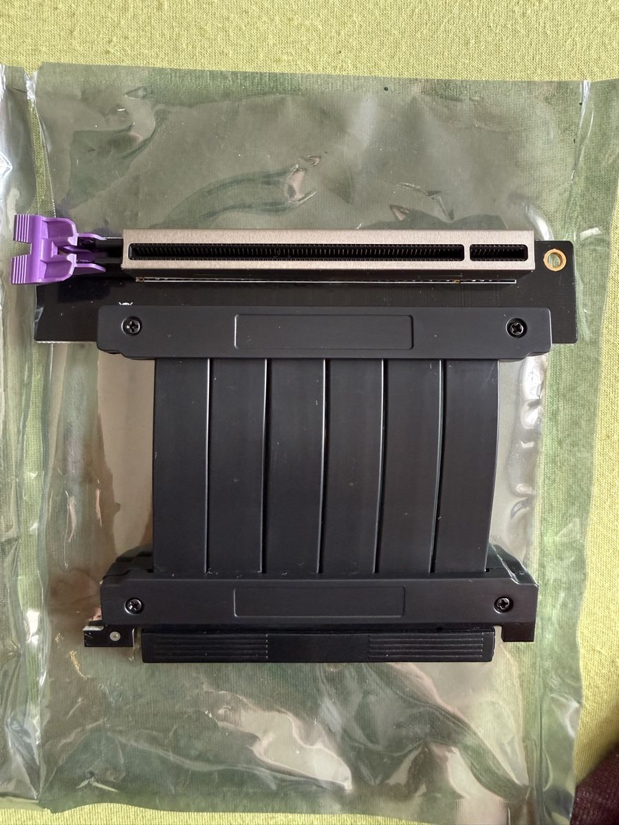 Cartes graphiques: PCIe 3.0 riser/vertical GPU mount – Neuf (Voir description) à Winterthur par liquid_cooling