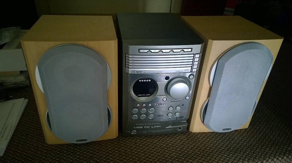 Systèmes audio & multimédias: Philips Musikanlage mit CD Wechsler – D'occasion à Matt par feinmechuhr