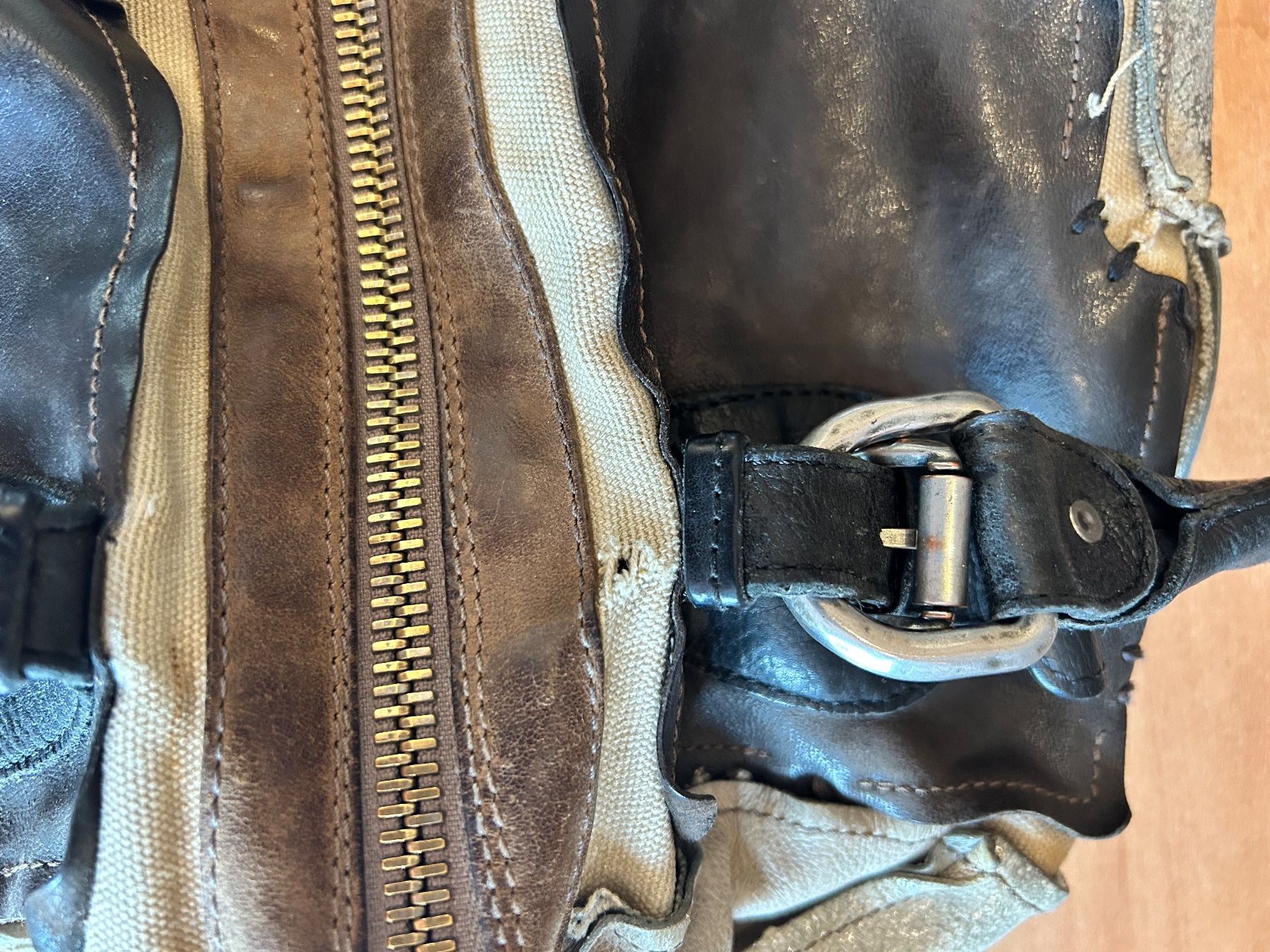 As98 Sacs femmes: Airstep / A.S.98 - Lederhandtasche – D'occasion à Einigen par Babychilli 8