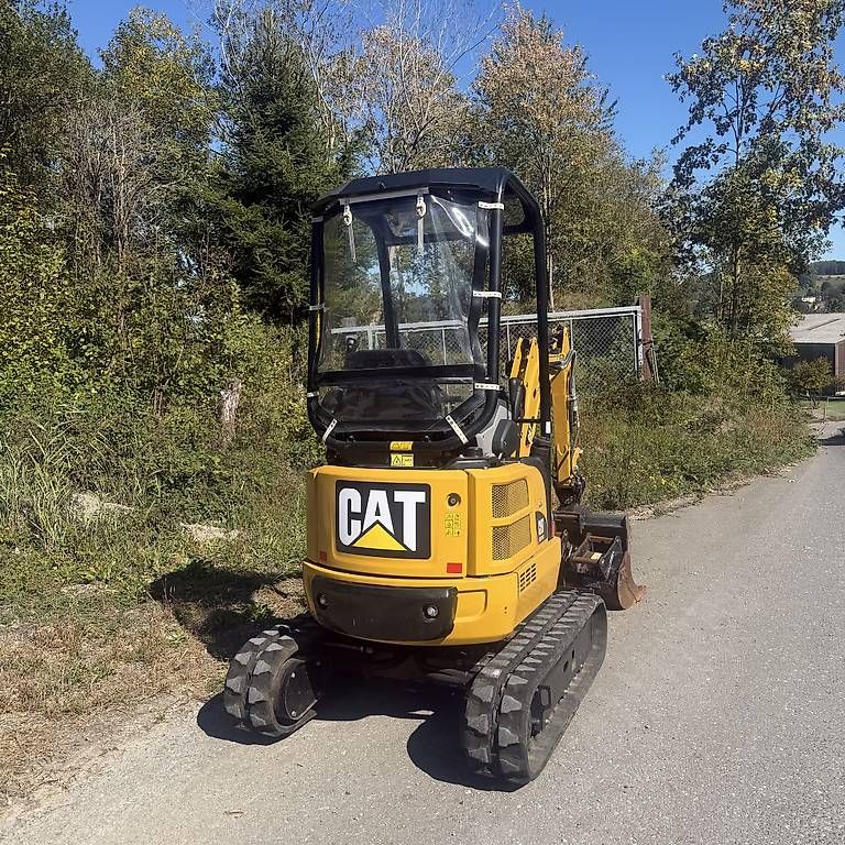 Caterpillar Excavateurs: CAT Minibagger 1.7T – D'occasion à Menziken par TairiBaumaschinen10 1