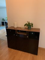 Schöne Holzkommode