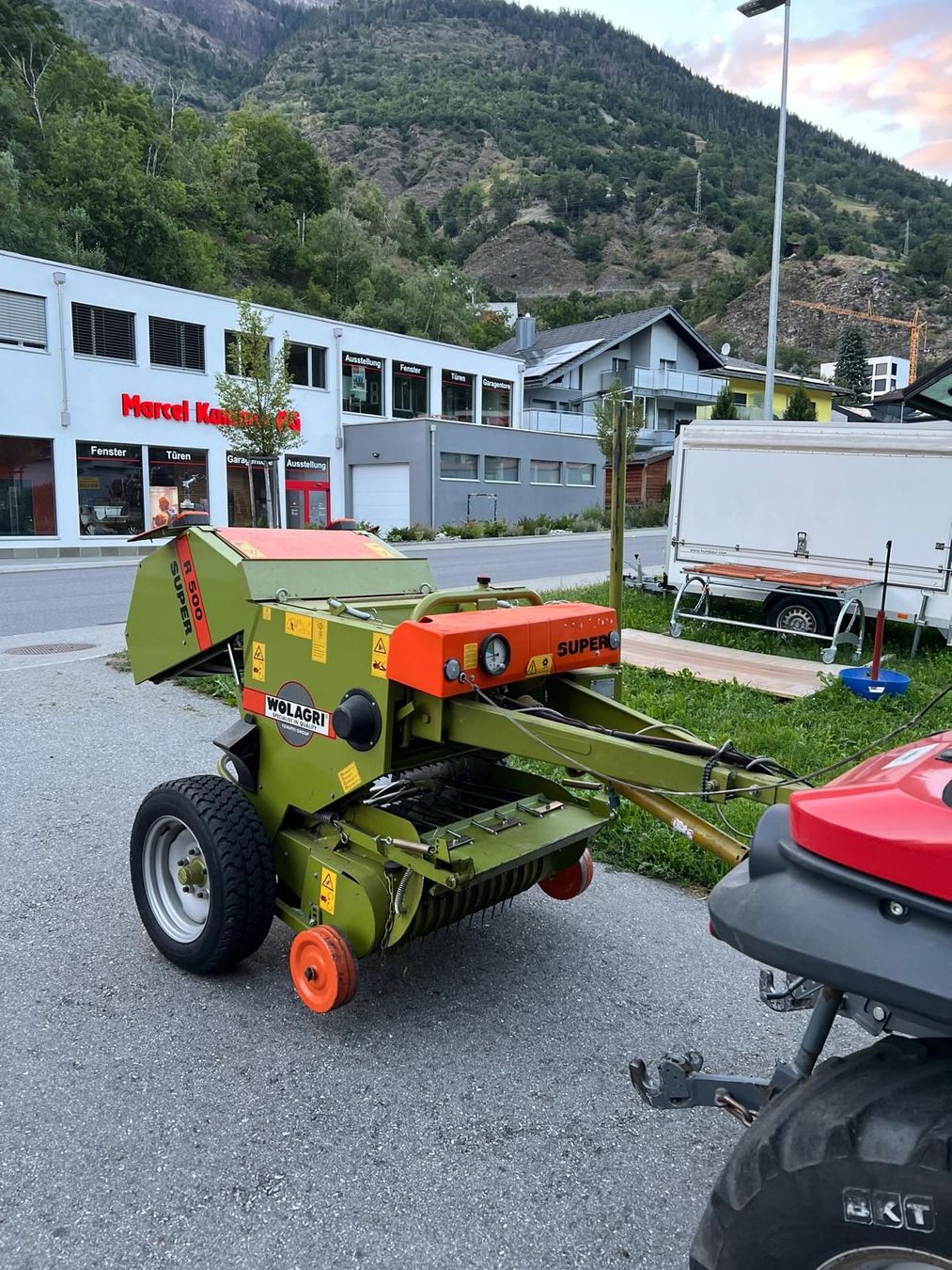 Wolagri Kleinrundballenpresse R500 mit Wickler (Gebraucht) in Ulrichen ...
