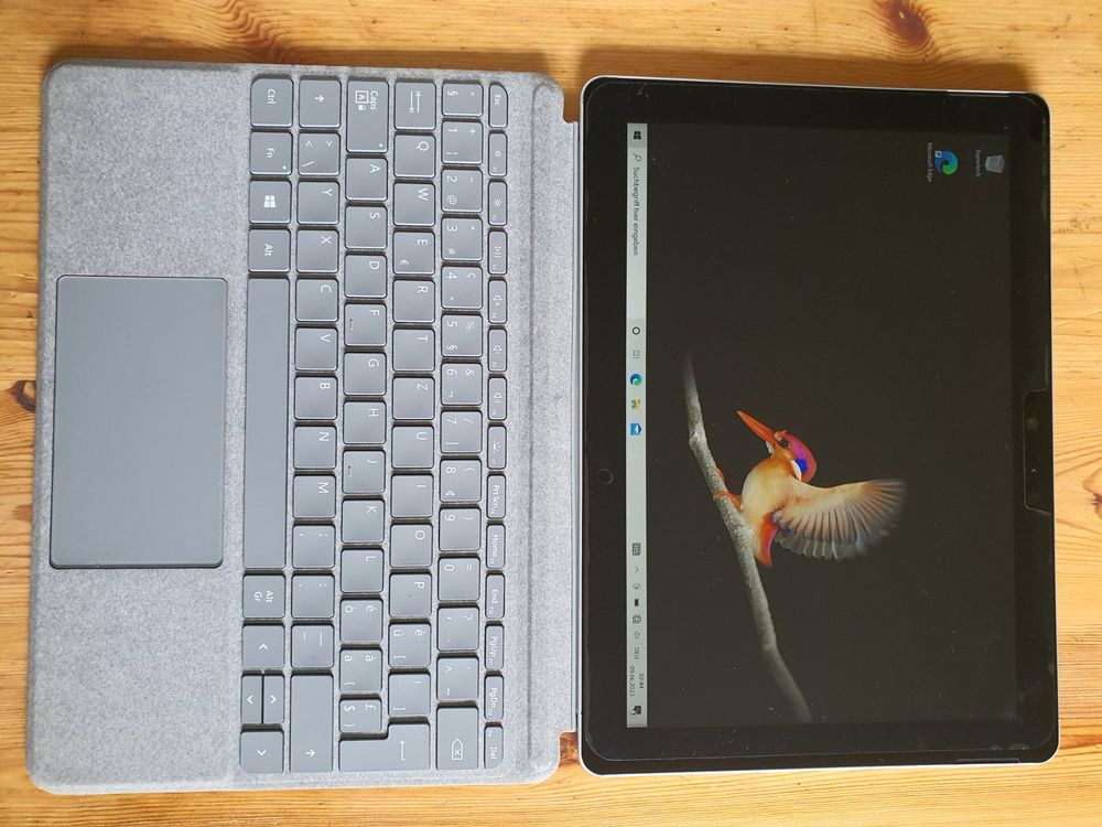 Microsoft Surface Go 64 GB 10 Zoll Model 1824 | Kaufen auf Ricardo