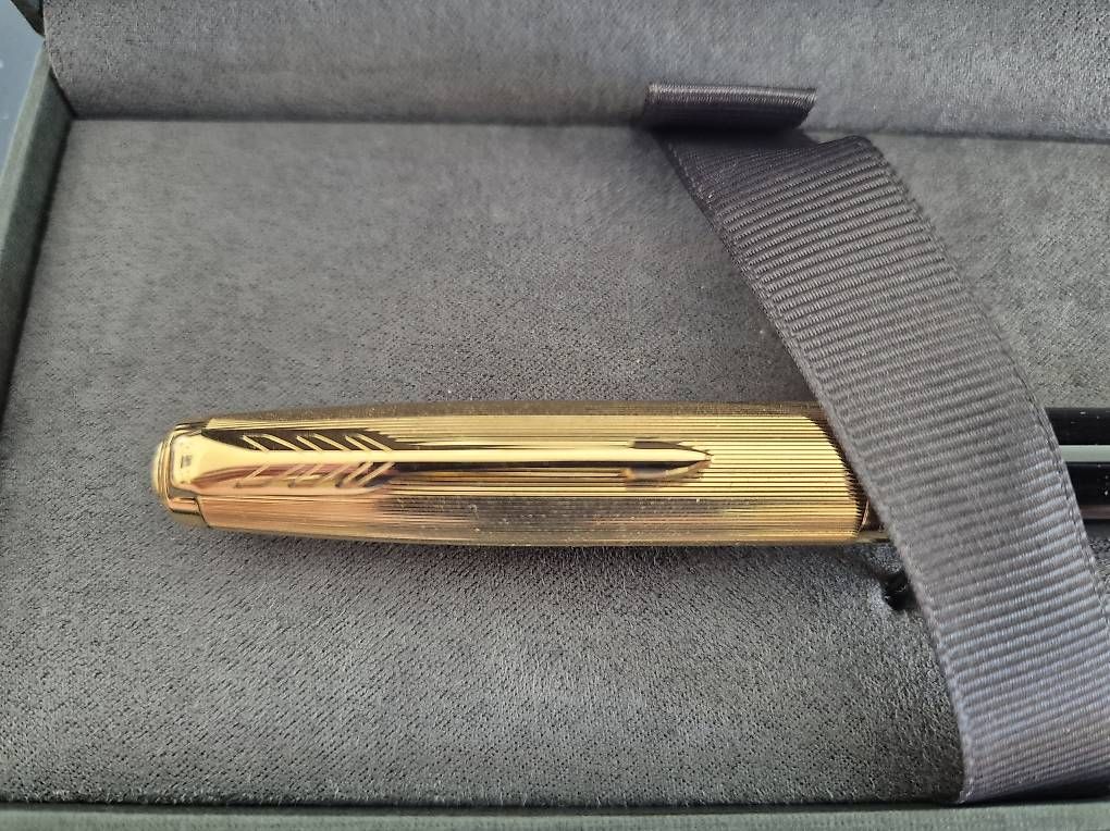 Penna & Evidenziatori: Parker 51 deluxe noir et Or – Usato da lausanne venduto da nicolausanne 2