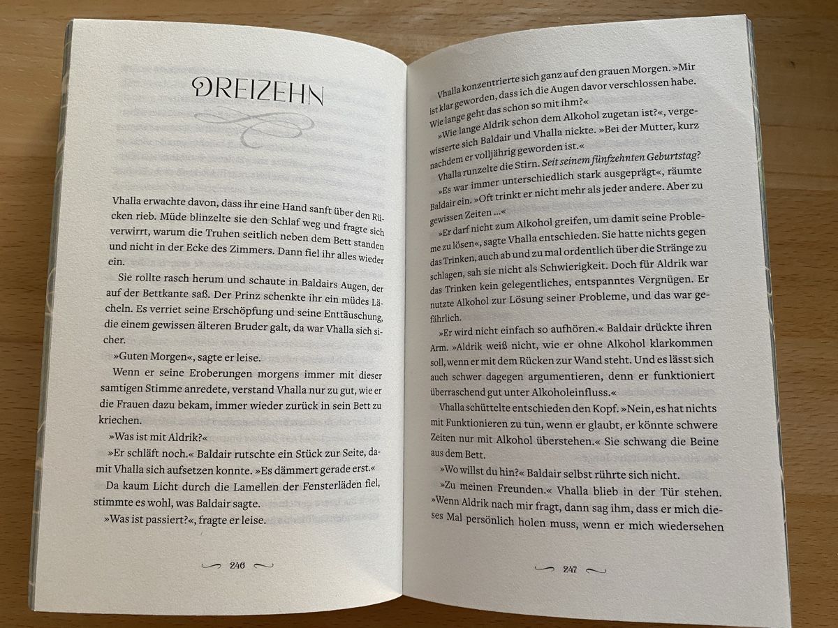 Libri: Earth Ending - Elise Kova – Usato da Schwarzenburg venduto da Michellu 9