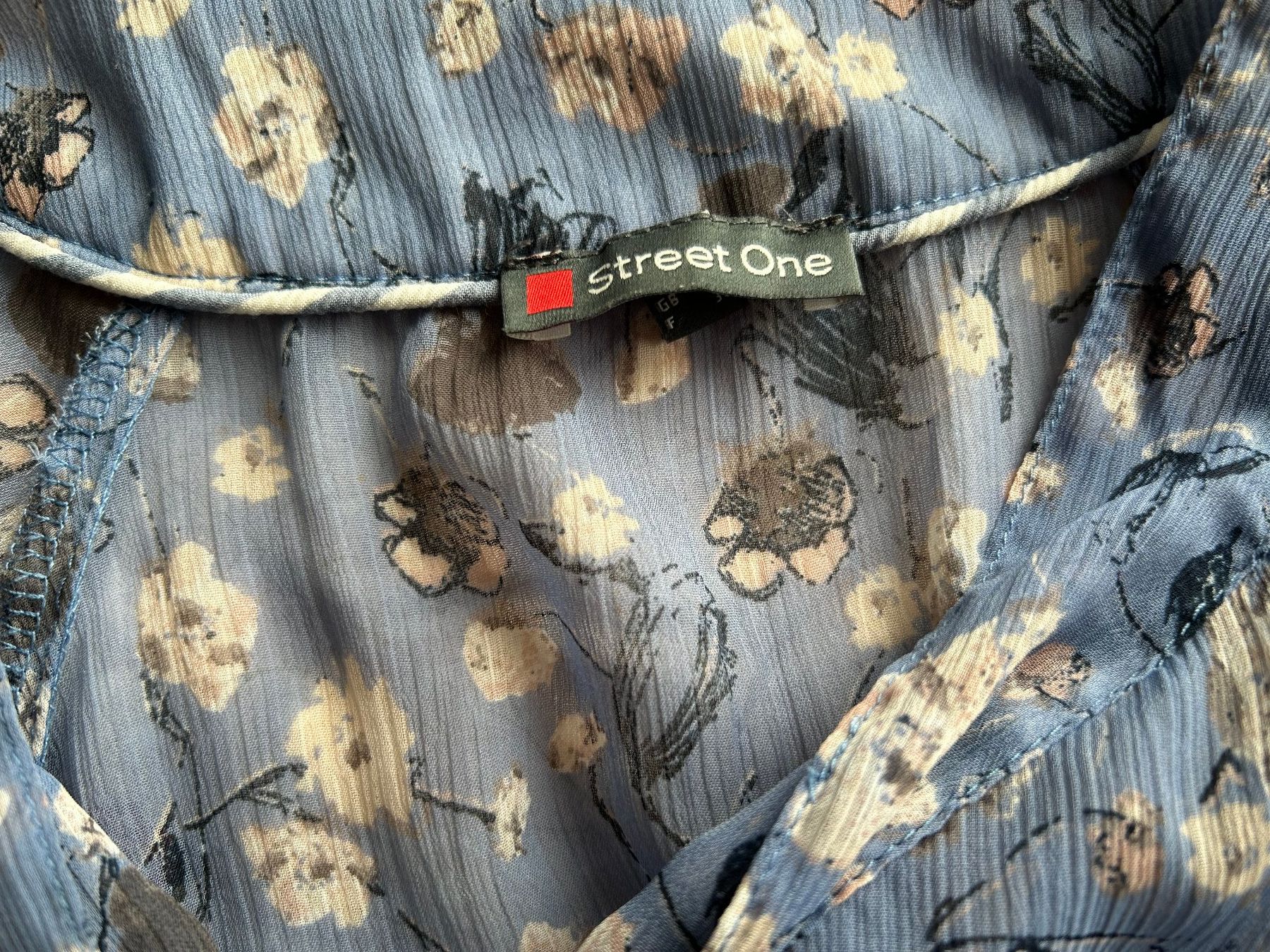 Blusen: Transparente Bluse von Street One – Gebraucht aus Riedholz von rebeccas 4