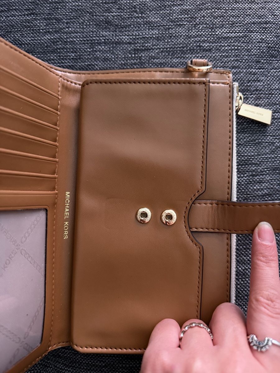 Michael Kors Portemonnaie: Michael Kors Portmonnaie – Gebraucht aus Uerikon von _Angi. 5