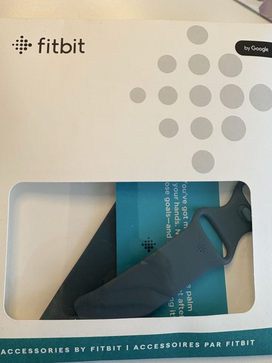 Fitbit Smartwatch: Fitbit Charge 5 – Usato da Zürich venduto da nor_5g6y 1