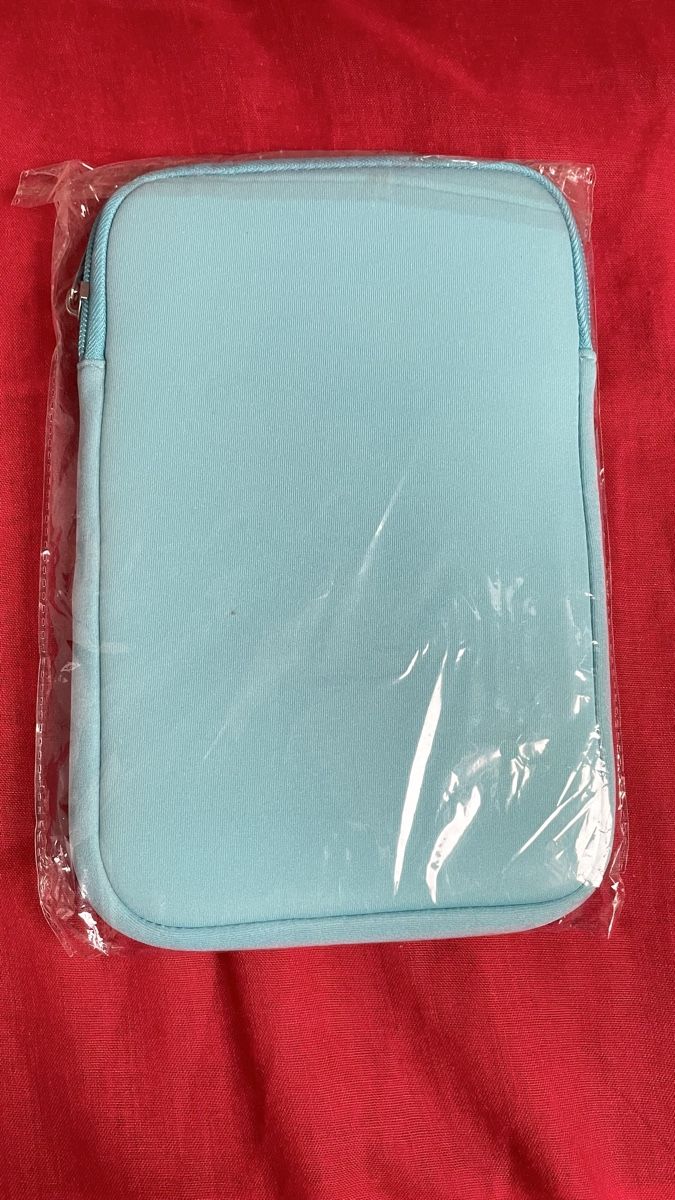 Covers & Borse: NEU! Hellblaue Tablethülle – Nuovo e nell'imballaggio originale da Schaffhausen venduto da sunsetever 5