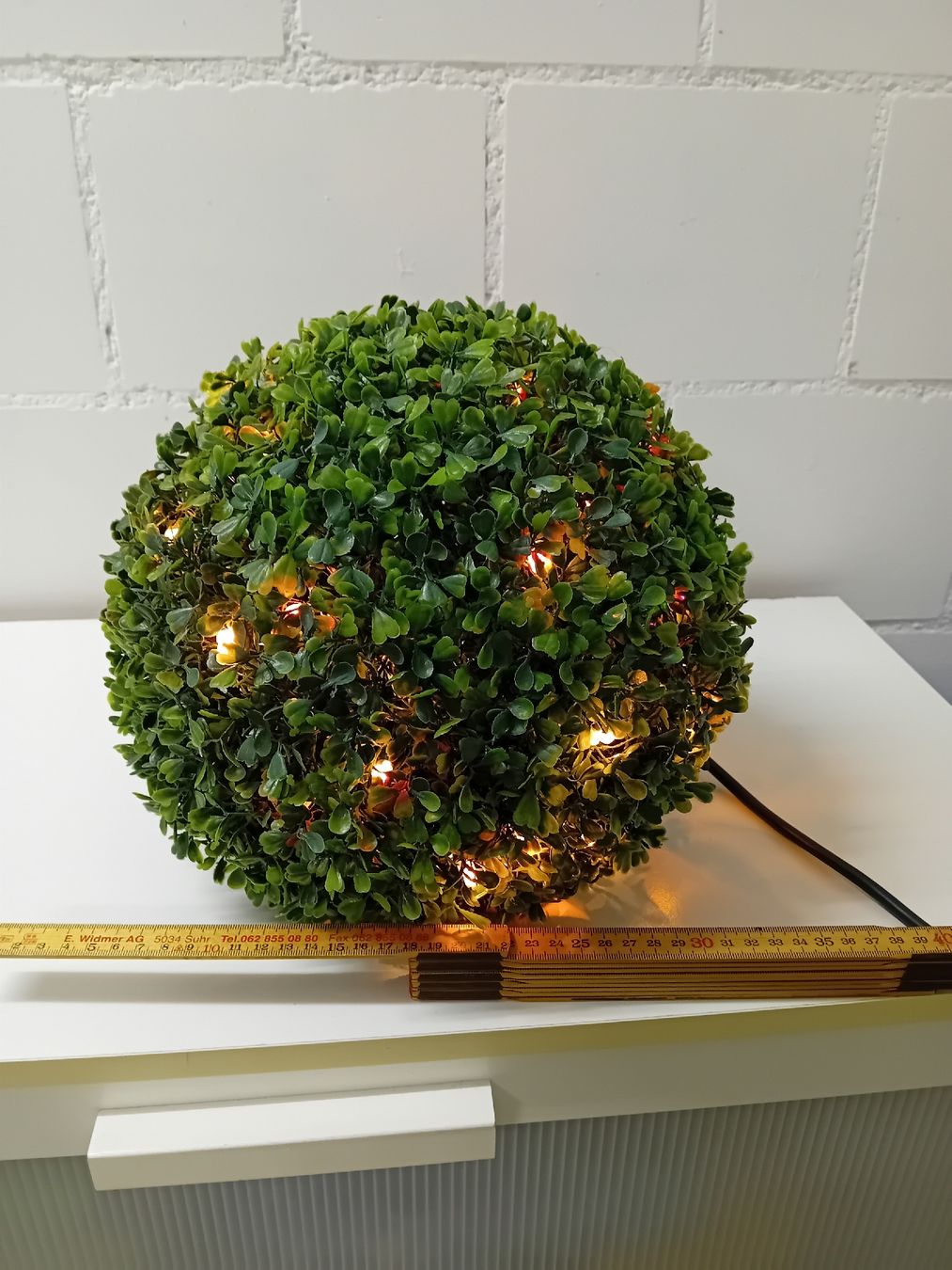Pfister Tutte le decorazioni: Garten Kugel Buchsbaum mit Beleuchtungoder ohne., neuwertig! – Nuovo (secondo la descrizione) da Villmergen venduto da elk_h6yr