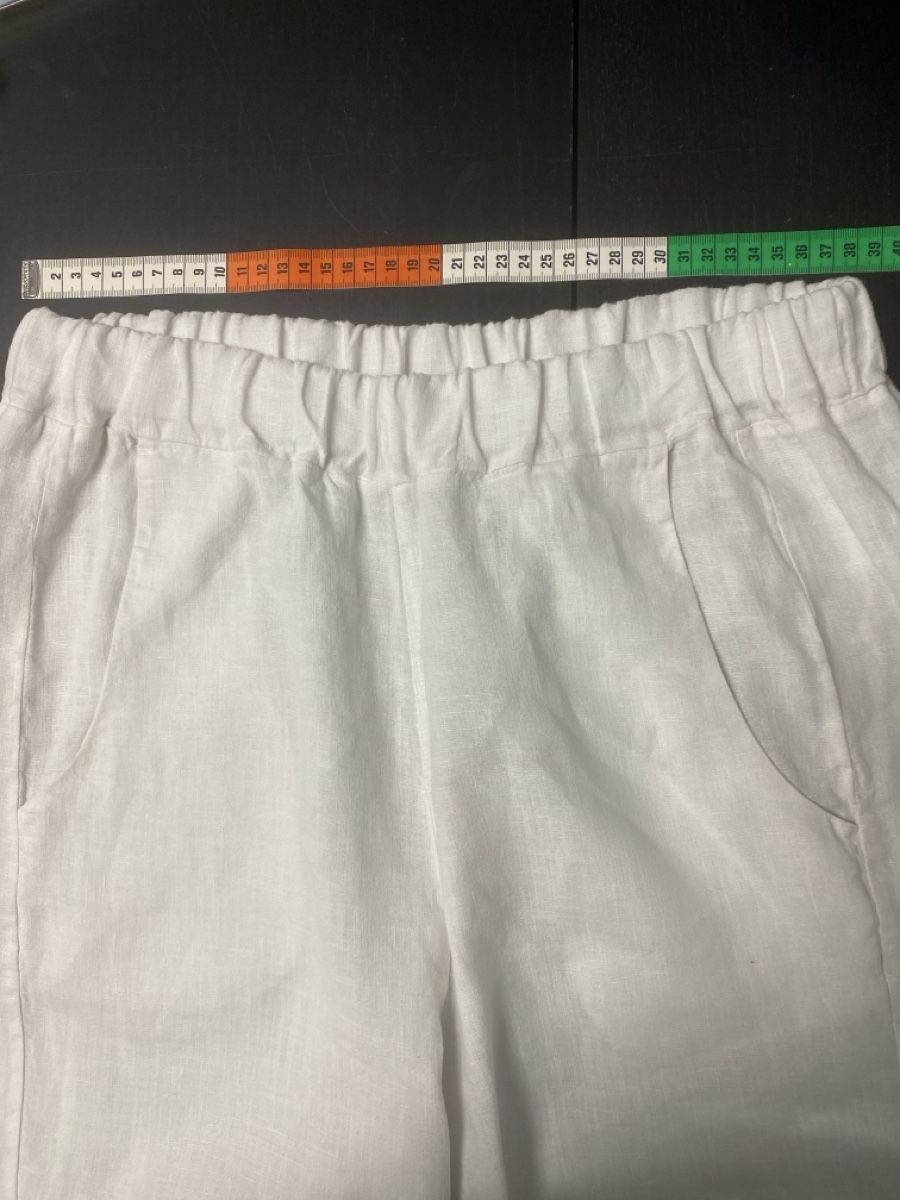 Pantaloni: Hose weiss 100% Leinen Gr.L/XL (passt auch 42) – Usato da Biel-Benken BL venduto da PANORMUS 1