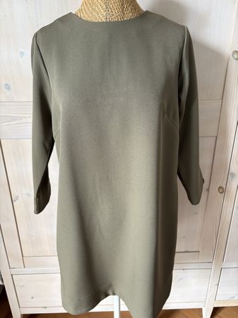 olivgrünes Kleid Gr.M
