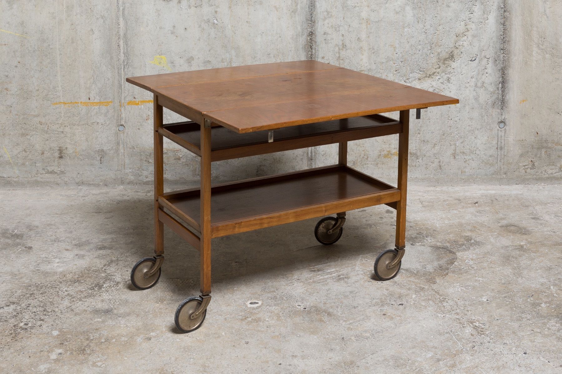Servierwagen: Vintage Servierwagen – Gebraucht aus Bern von sales_et 2
