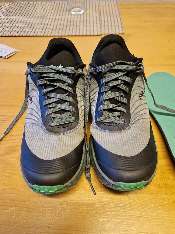 Scarpe da uomo: Normal Trailrunning Schuh 42 2/3 – Usato da Disentis/Mustér venduto da malbina83 2