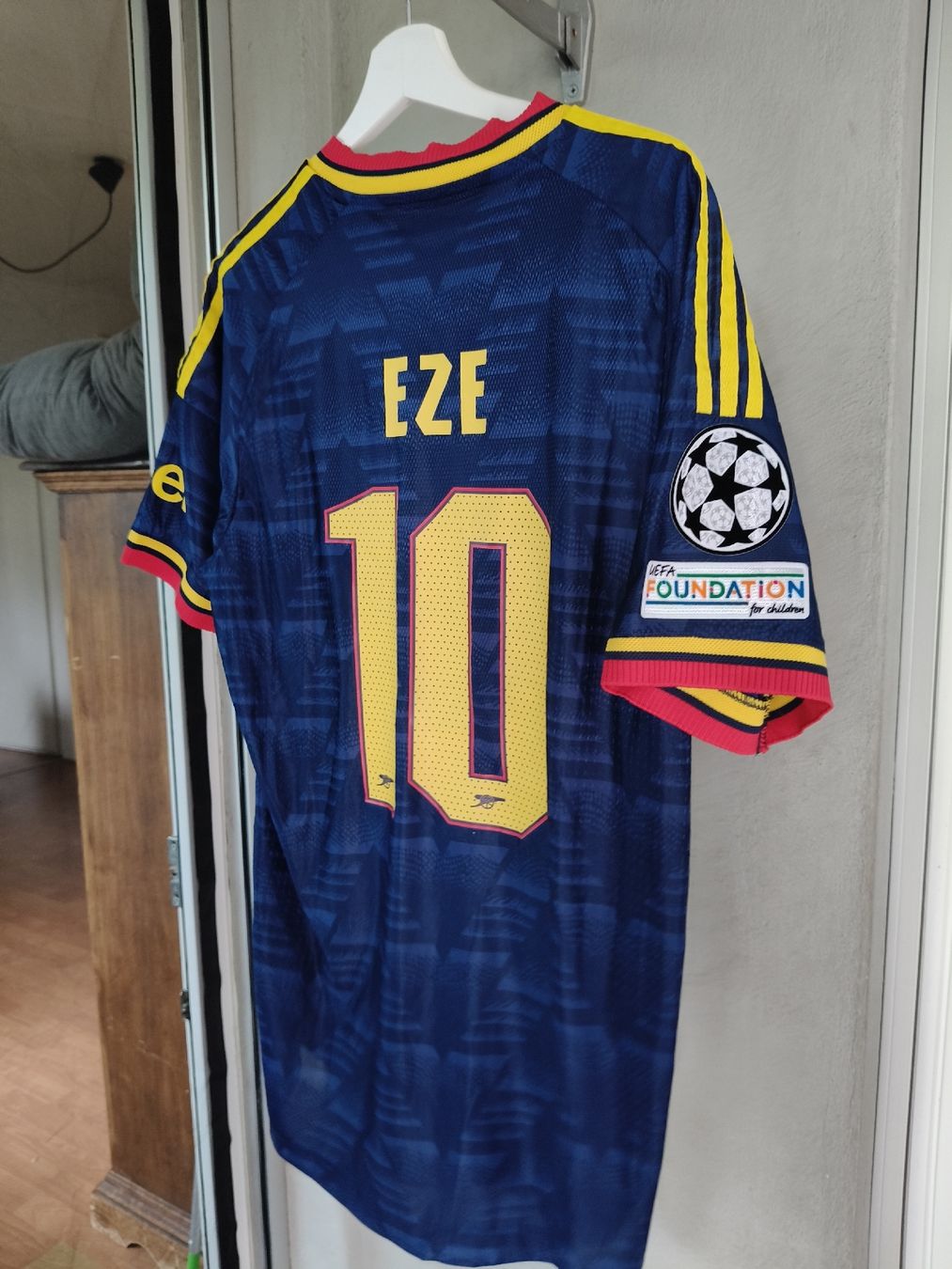 Maillots de corps & Pantalons: Authentisches Arsenal Shirt mit Eze Print – D'occasion à Zürich par florin 1