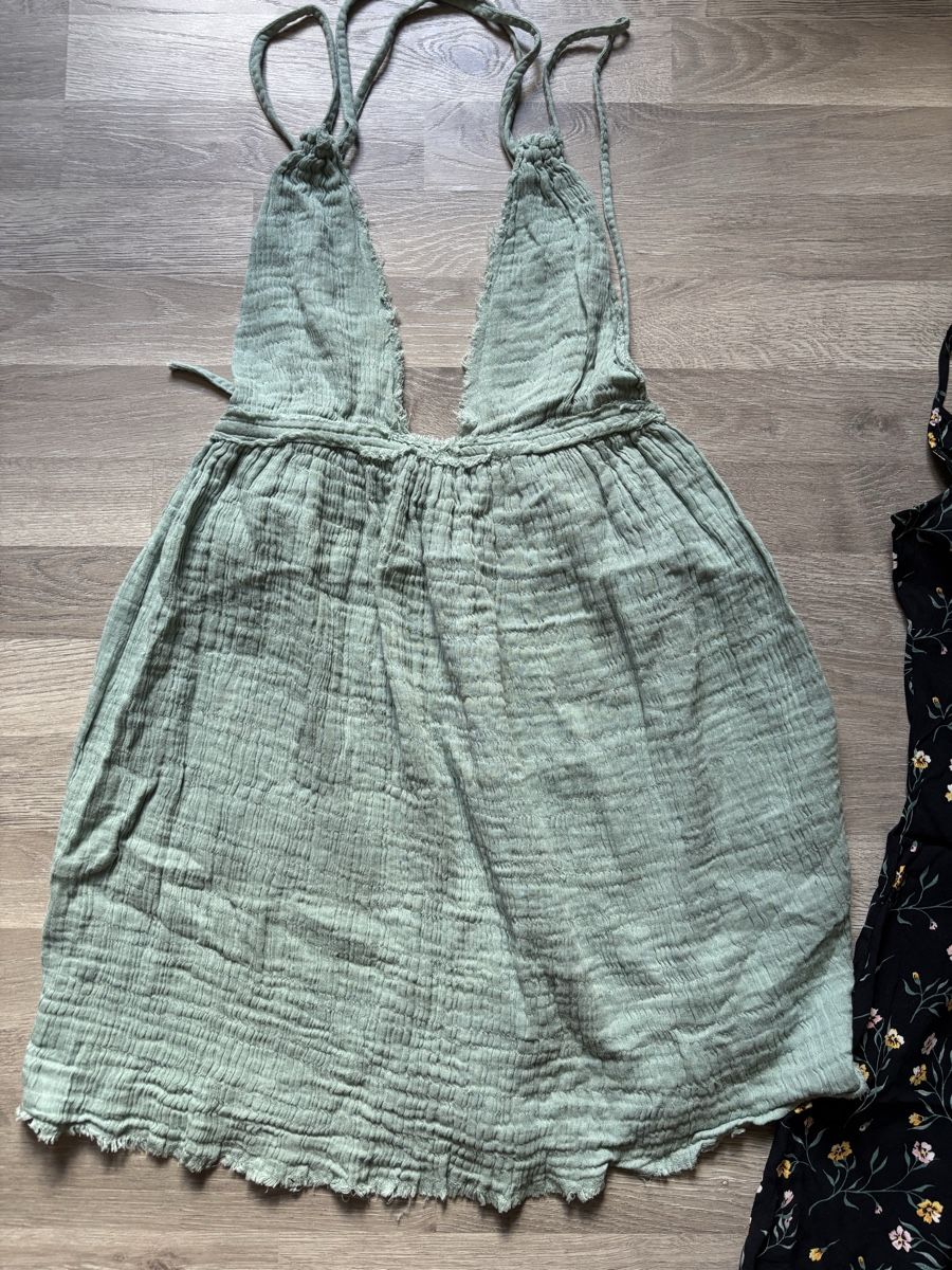 Vestiti: 2 robes été taille M Pull&Bear H&M – Usato da Les Brenets venduto da moe_ym8r 2
