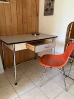 Vintage Schreibtisch / Tisch im Mid-Century Stil (50er/60er