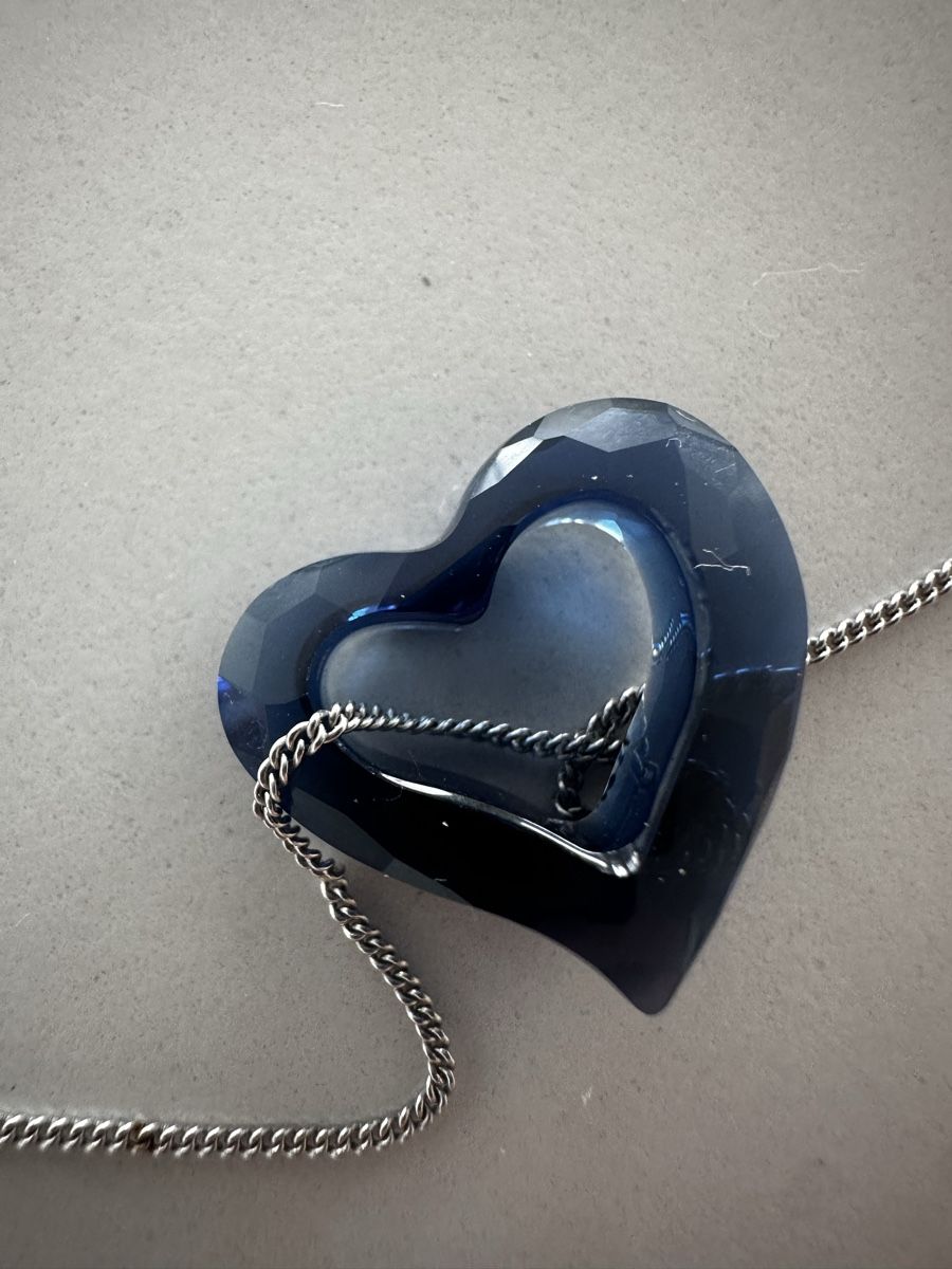 Swarovski Catenine: Swarovski Kette mit Herz Anhänger – Usato da Ried-Brig venduto da Beschastnykh