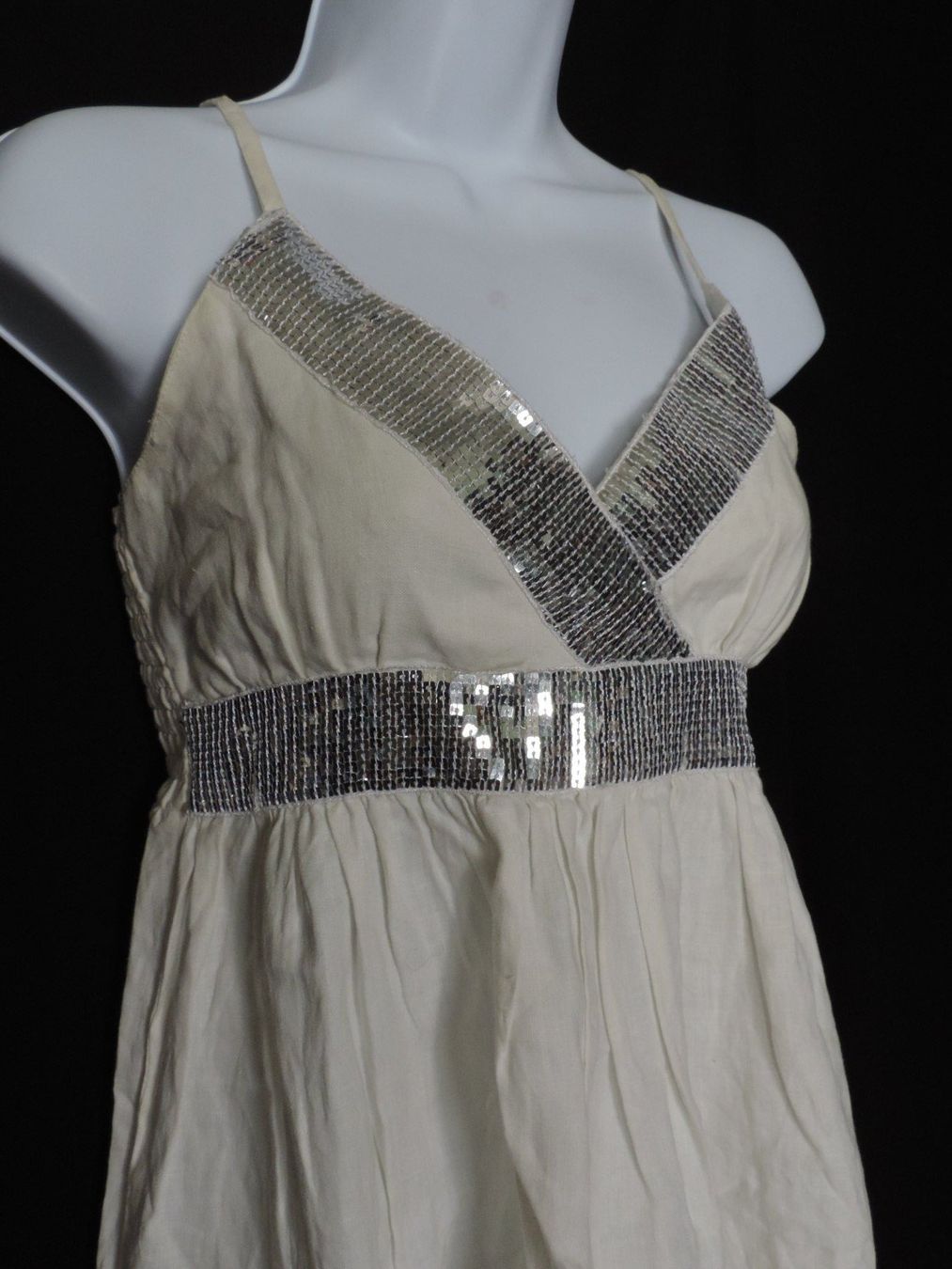 Kleider: robe blanche avec strass – Gebraucht aus Genève von Axelle333 1