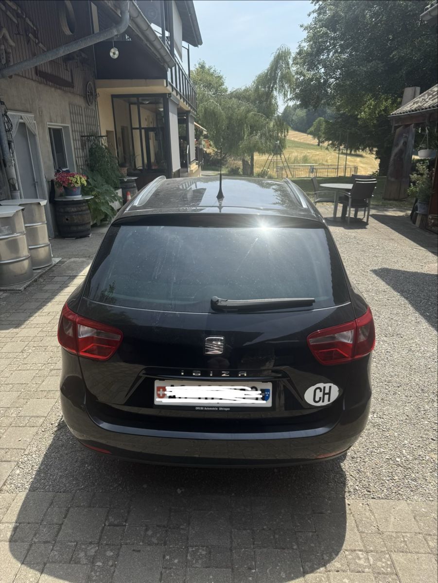 Seat Automobili: Seat Ibiza Kombi Schwarz – Usato da Bellikon venduto da janinemirjam 1