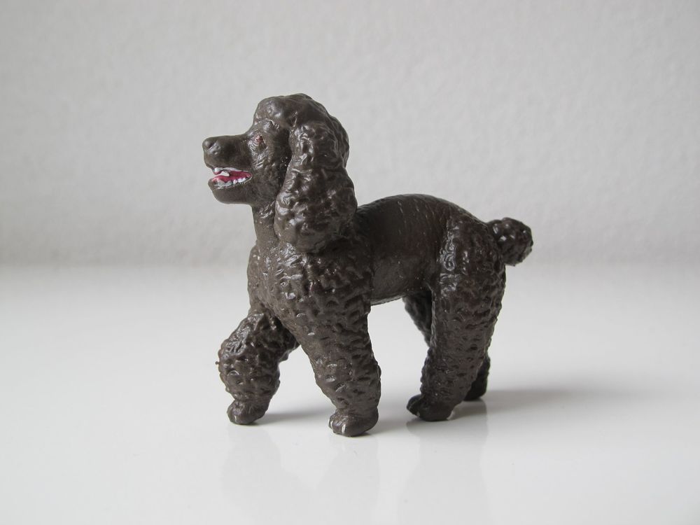 Schleich 16305 Pudel braun (Gebraucht) in Vilters für CHF 32.9 – mit ...