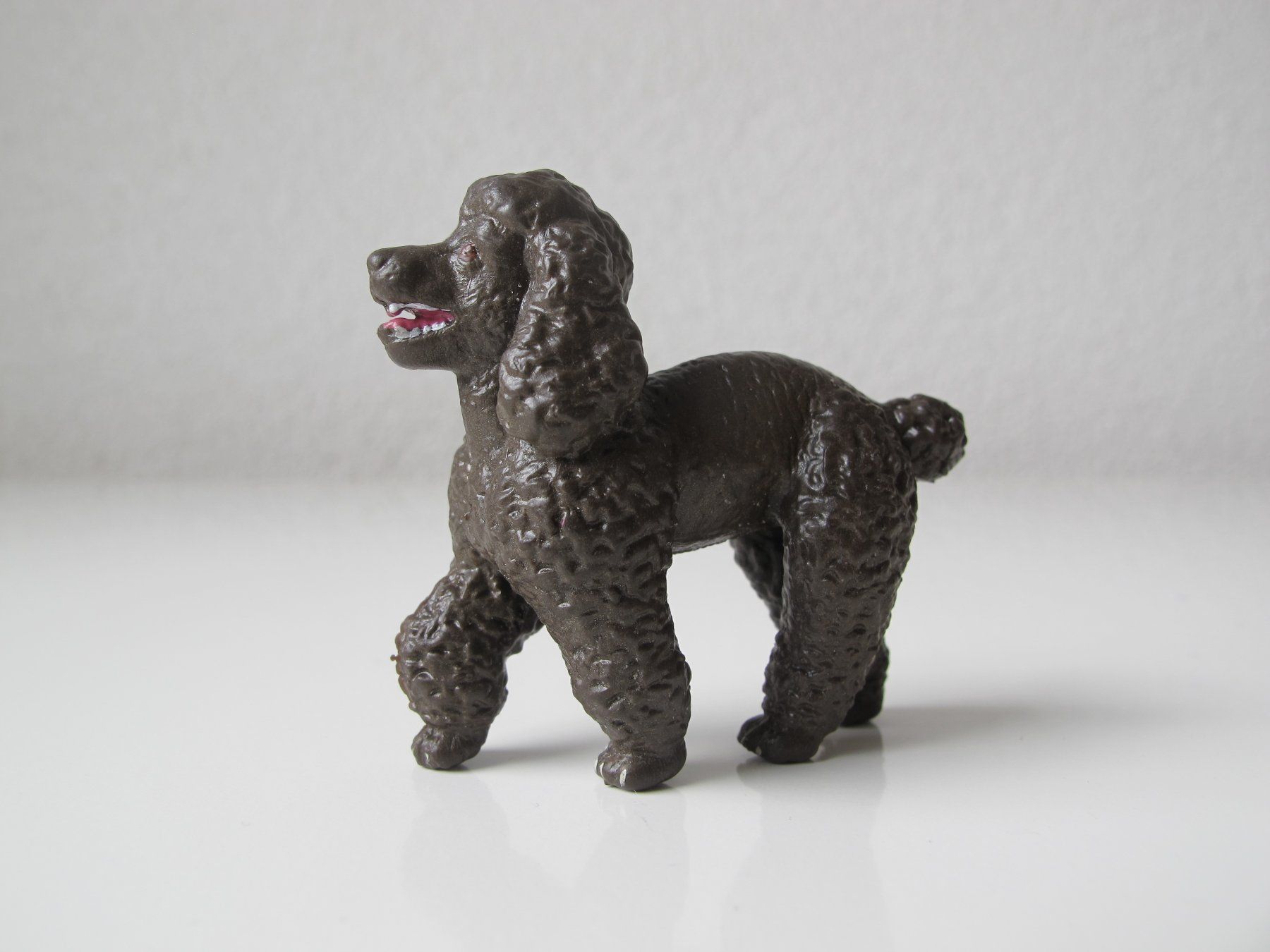 Schleich Statuette: Schleich 16305 Pudel braun – Usato da Vilters venduto da hedi00