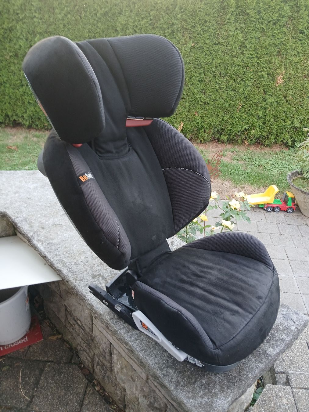 Auto-Kindersitze: BeSafe – Gebraucht aus Welschenrohr von 2827