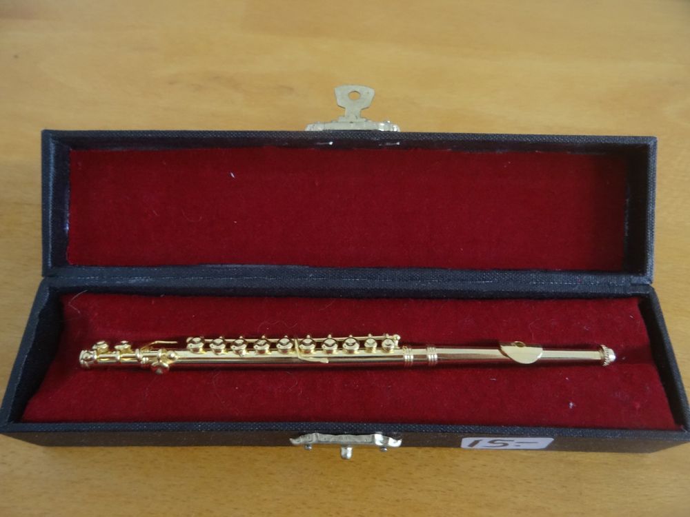 Miniature Flûte traversière pour décoration (métallique) Kaufen auf